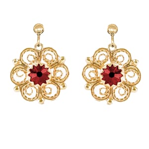 Øyrepynt heng, forgylt med raud stein, for hull