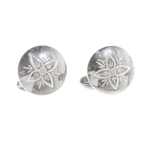 Mansjettknappar, gravert, kvit