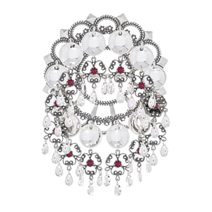 Sølje, oks med raude steinar i filigran